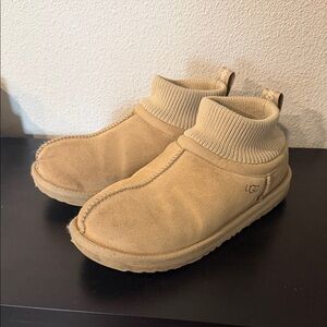 UGG Kids Classic Ultra Stretch Cuff Size 3